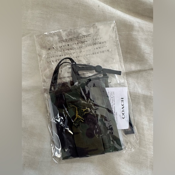 Coach - Rexy Wild Beast camp face mask, NWT, 100-% cotton - Picture 4 of 9